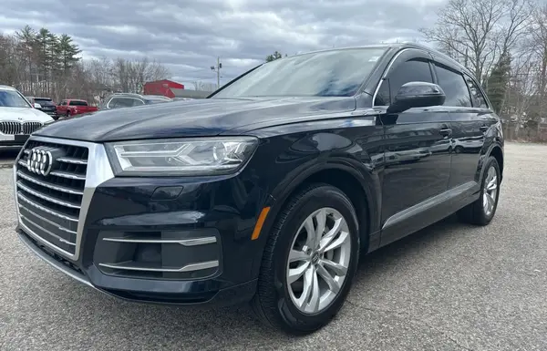 WA1AAAF72HD008806 2017 AUDI Q7 - Image 2