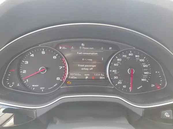 WA1AAAF72HD038467 2017 AUDI Q7 - Image 8