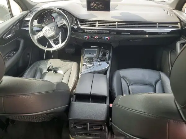 WA1AAAF72HD057553 2017 AUDI Q7 - Image 8