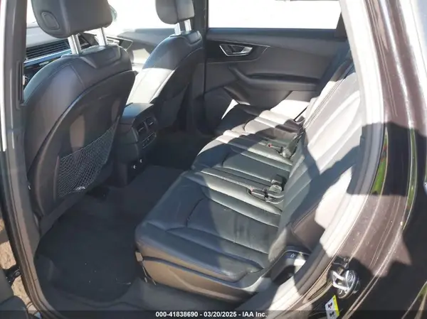 WA1AAAF72KD002186 2019 AUDI Q7 - Image 8