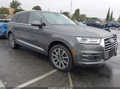 WA1AAAF72KD033129 2019 AUDI Q7