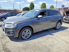 WA1AAAF72KD037066 2019 AUDI Q7