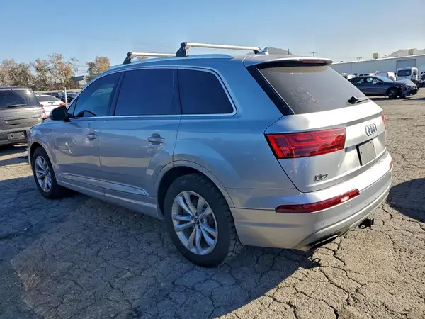WA1AAAF73HD003906 2017 AUDI Q7 - Image 2