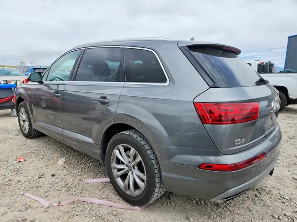 WA1AAAF73HD025520 2017 AUDI Q7 - Image 2