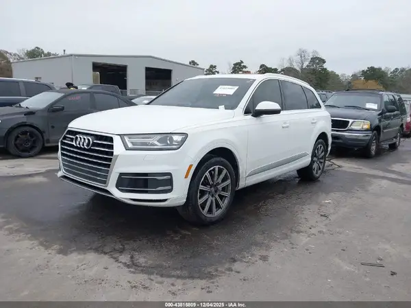 WA1AAAF73HD034458 2017 AUDI Q7 - Image 2