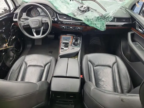 WA1AAAF73HD037134 2017 AUDI Q7 - Image 8