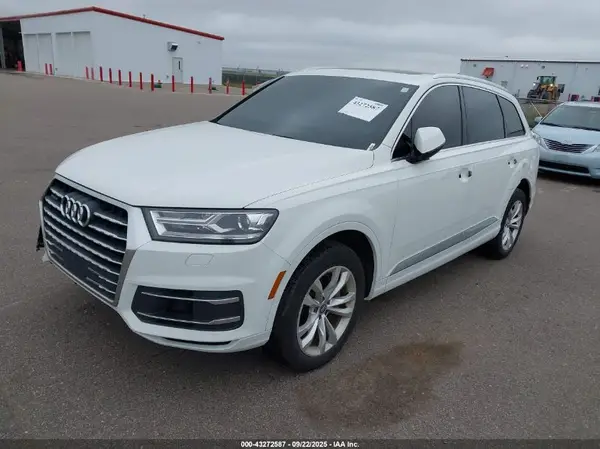 WA1AAAF73JD053470 2018 AUDI Q7 - Image 2