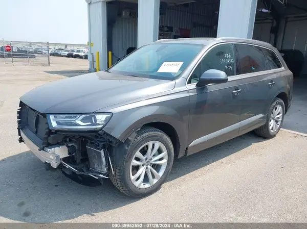 WA1AAAF73KD031616 2019 AUDI Q7 - Image 2