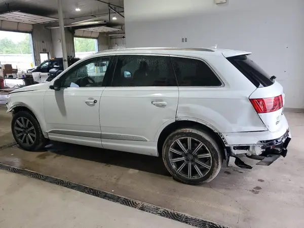 WA1AAAF74HD005633 2017 AUDI Q7 - Image 2