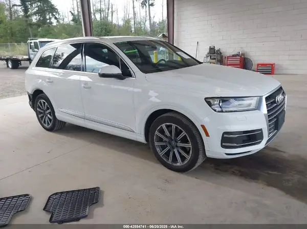 WA1AAAF74HD006104 2017 AUDI Q7 - Image 1