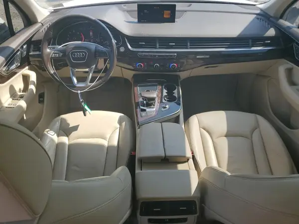 WA1AAAF74HD010931 2017 AUDI Q7 - Image 8