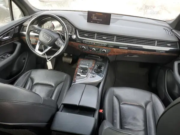 WA1AAAF74HD025686 2017 AUDI Q7 - Image 8