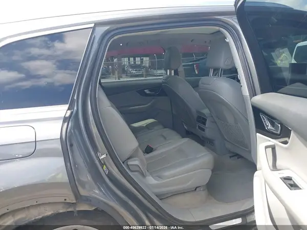 WA1AAAF74JD001040 2018 AUDI Q7 - Image 8