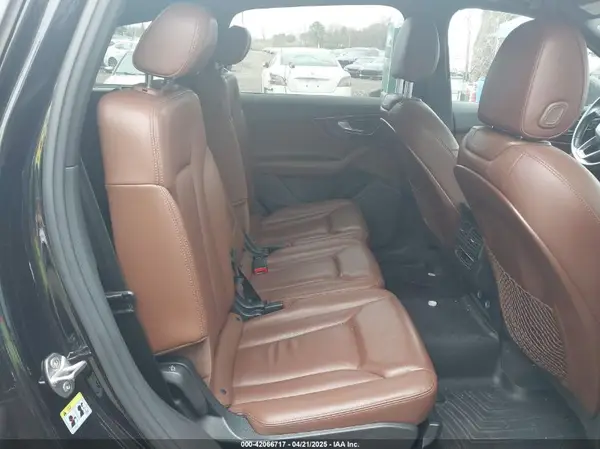 WA1AAAF74KD002299 2019 AUDI Q7 - Image 8