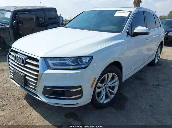 WA1AAAF74KD004991 2019 AUDI Q7 - Image 2