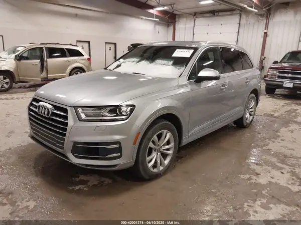 WA1AAAF74KD005543 2019 AUDI Q7 - Image 2