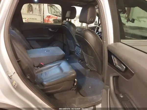 WA1AAAF74KD005543 2019 AUDI Q7 - Image 8