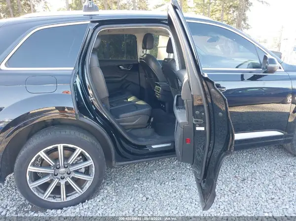 WA1AAAF74KD006501 2019 AUDI Q7 - Image 8