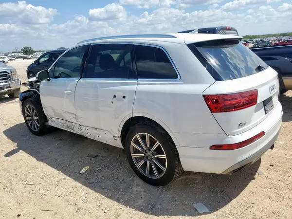 WA1AAAF74KD027154 2019 AUDI Q7 - Image 2