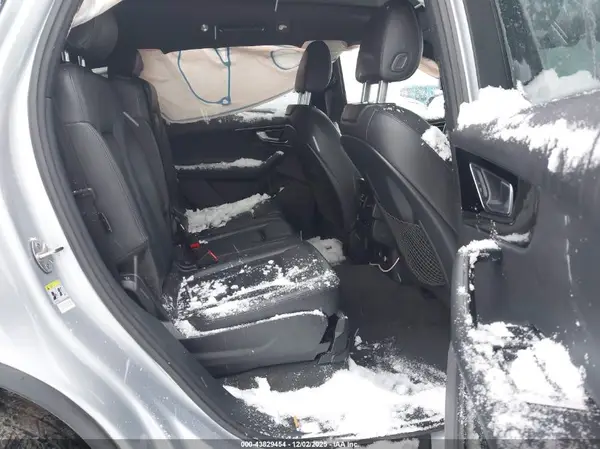 WA1AAAF74KD031530 2019 AUDI Q7 - Image 8