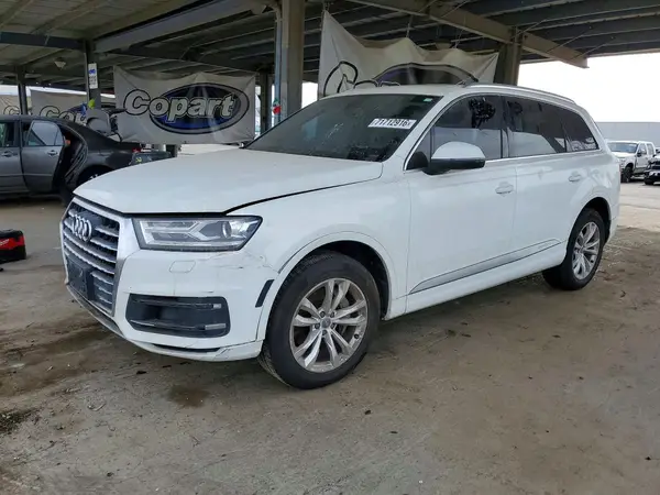 WA1AAAF75HD004698 2017 AUDI Q7 - Image 1