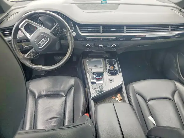 WA1AAAF75HD004703 2017 AUDI Q7 - Image 8