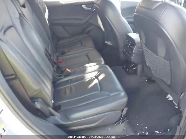 WA1AAAF75HD006189 2017 AUDI Q7 - Image 8