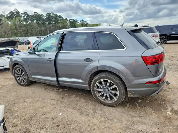 WA1AAAF75HD012106 2017 AUDI Q7 - Image 2