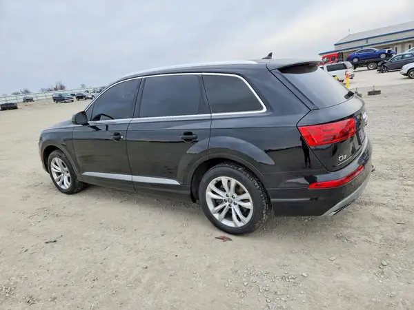 WA1AAAF75HD012395 2017 AUDI Q7 - Image 2