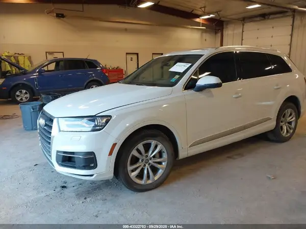 WA1AAAF75HD014356 2017 AUDI Q7 - Image 2