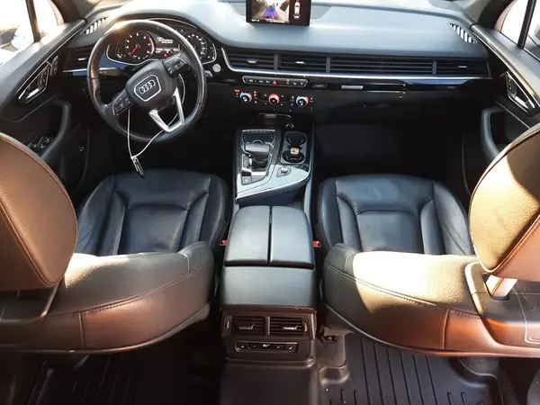 WA1AAAF75JD006246 2018 AUDI Q7 - Image 8