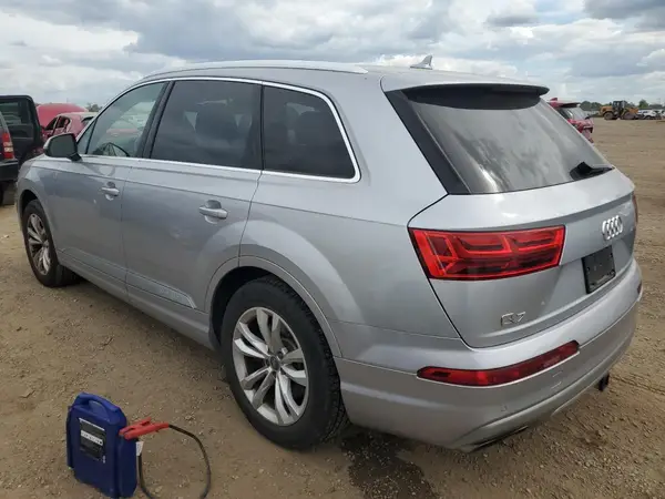 WA1AAAF75KD007785 2019 AUDI Q7 - Image 2