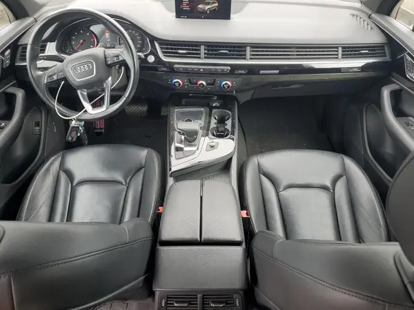 WA1AAAF75KD007785 2019 AUDI Q7 - Image 8