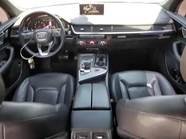 WA1AAAF75KD009147 2019 AUDI Q7 - Image 8