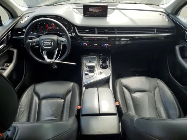 WA1AAAF76HD001521 2017 AUDI Q7 - Image 8