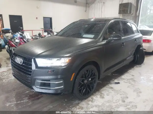 WA1AAAF76HD012406 2017 AUDI Q7 - Image 2