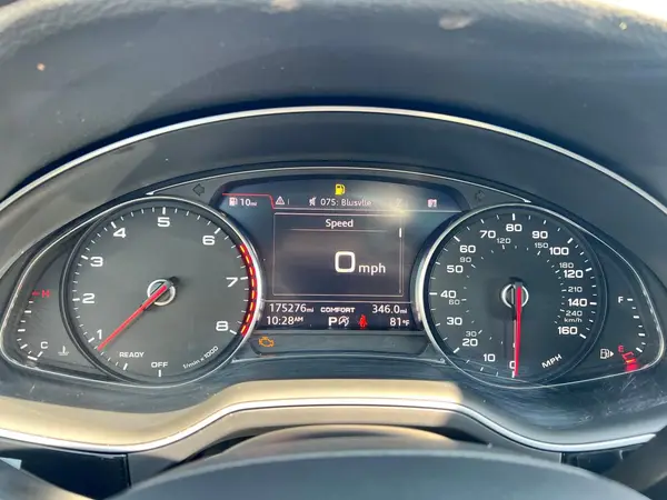 WA1AAAF76HD02780 2017 AUDI Q7 - Image 8