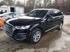 WA1AAAF76HD028945 2017 AUDI Q7