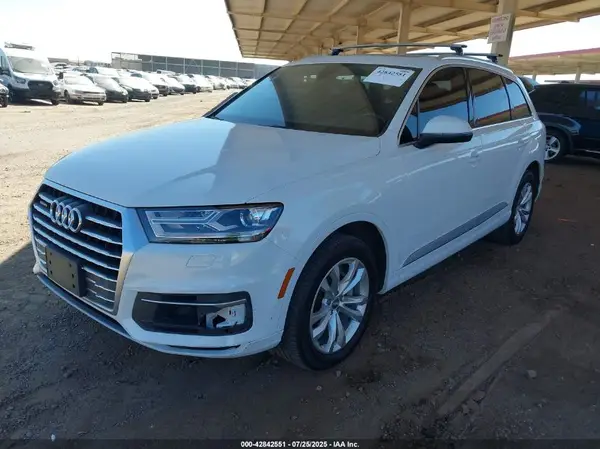 WA1AAAF76HD030713 2017 AUDI Q7 - Image 2