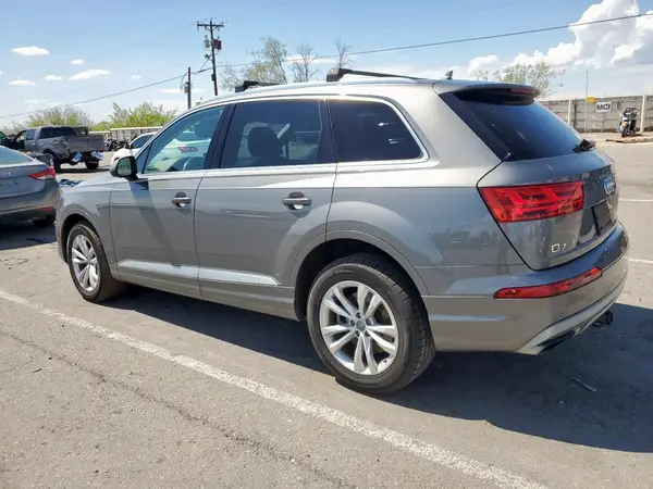 WA1AAAF76HD042960 2017 AUDI Q7 - Image 2