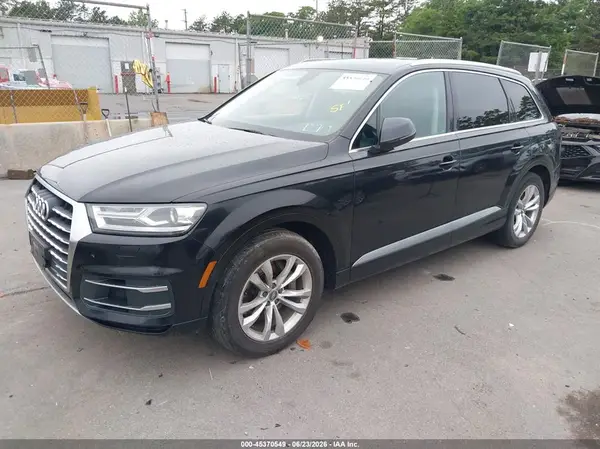 WA1AAAF76JD051101 2018 AUDI Q7 - Image 2