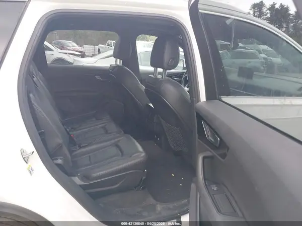 WA1AAAF76JD054256 2018 AUDI Q7 - Image 8