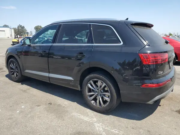 WA1AAAF76KD007195 2019 AUDI Q7 - Image 2