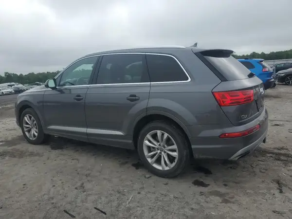 WA1AAAF76KD009139 2019 AUDI Q7 - Image 2