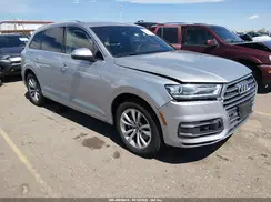 WA1AAAF76KD013935 2019 AUDI Q7