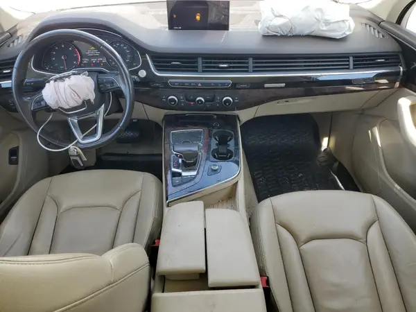 WA1AAAF76KD023784 2019 AUDI Q7 - Image 8