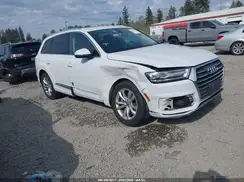 WA1AAAF77HD000359 2017 AUDI Q7