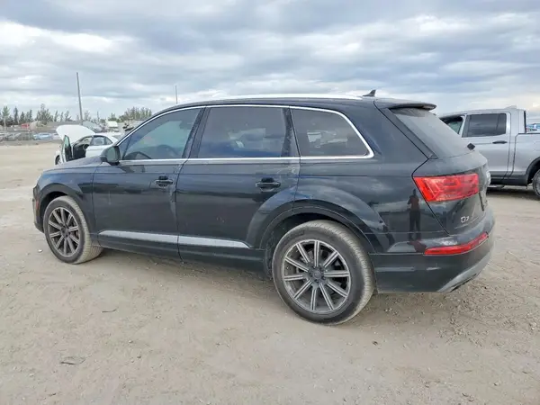WA1AAAF77HD008414 2017 AUDI Q7 - Image 2