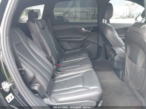 WA1AAAF77HD015511 2017 AUDI Q7 - Image 8