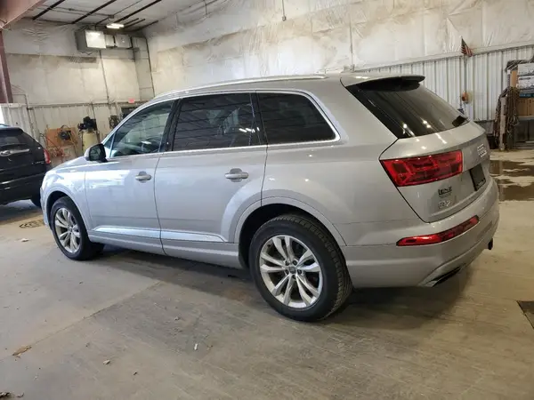 WA1AAAF77JD049650 2018 AUDI Q7 - Image 2